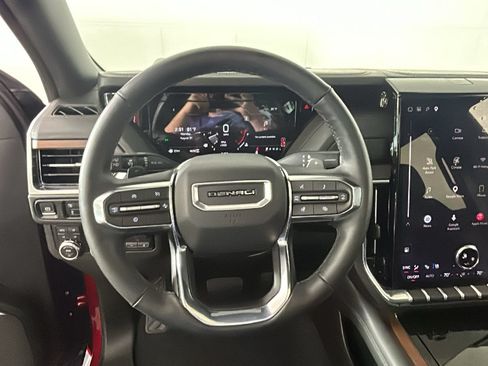 New 2026 GMC Yukon Denali w/ Sun & Power Step Package AWD/4WD image 17