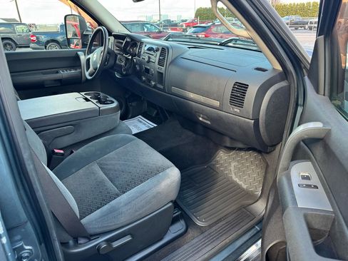 Used 2007 Chevrolet Silverado 3500 LT w/ EZ-Lift Tailgate Package image 13