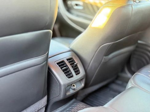 Used 2016 Ford Taurus SEL w/ Equipment Group 201A image 25