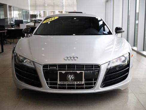 Used 2011 Audi R8 V10 image 21