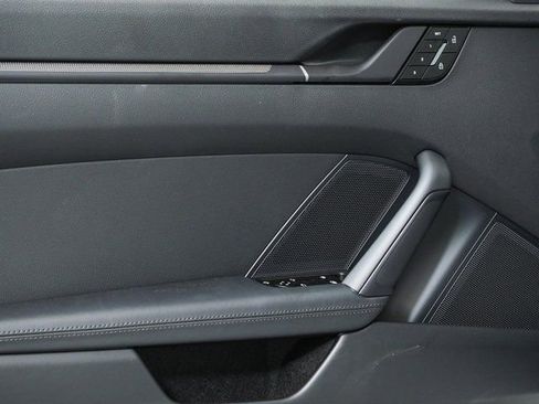 New 2026 Porsche 911 Carrera T image 6