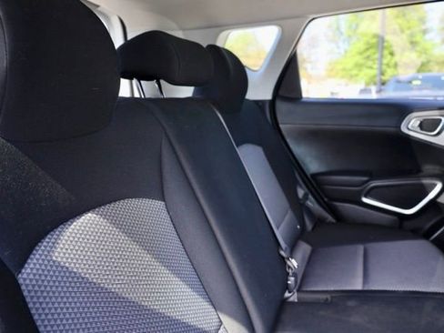 Used 2023 Kia Soul S FWD image 35