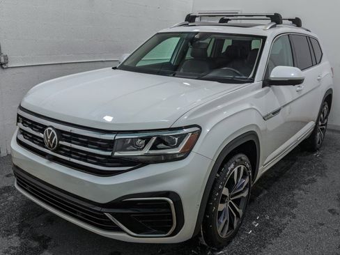 Used 2023 Volkswagen Atlas SEL Premium image 4