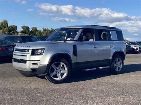 Used 2020 Land Rover Defender 110 SE image 2