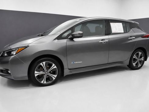 Used 2019 Nissan Leaf SL Plus FWD image 2