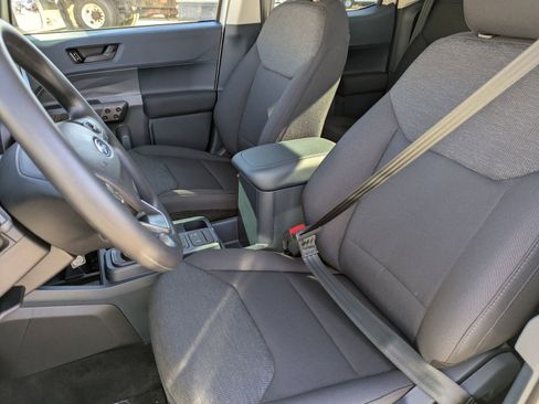 New 2025 Ford Maverick XL w/ Equipment Group 102A image 51