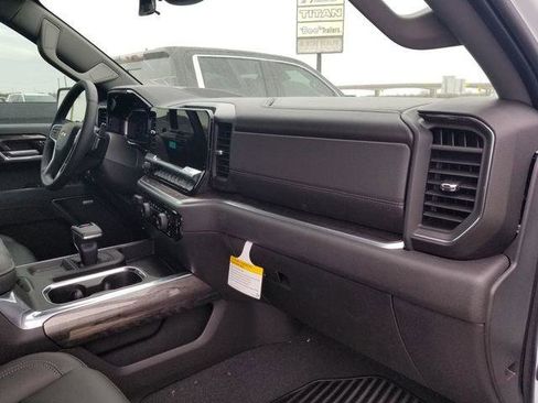 New 2026 Chevrolet Silverado 1500 LTZ w/ Technology Package AWD/4WD image 13