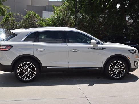 Used 2020 Lincoln Nautilus Reserve w/ Equipment Group 201A AWD/4WD image 6