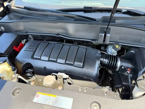 Used 2016 GMC Acadia SLE FWD image 34