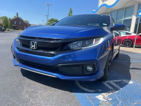 Used 2020 Honda Civic Sport image 2
