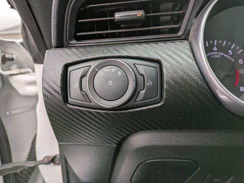 Used 2019 Ford Mustang Coupe image 15