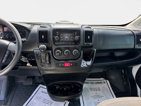 Used 2018 RAM ProMaster 3500 w/ Premium Appearance Group FWD image 11