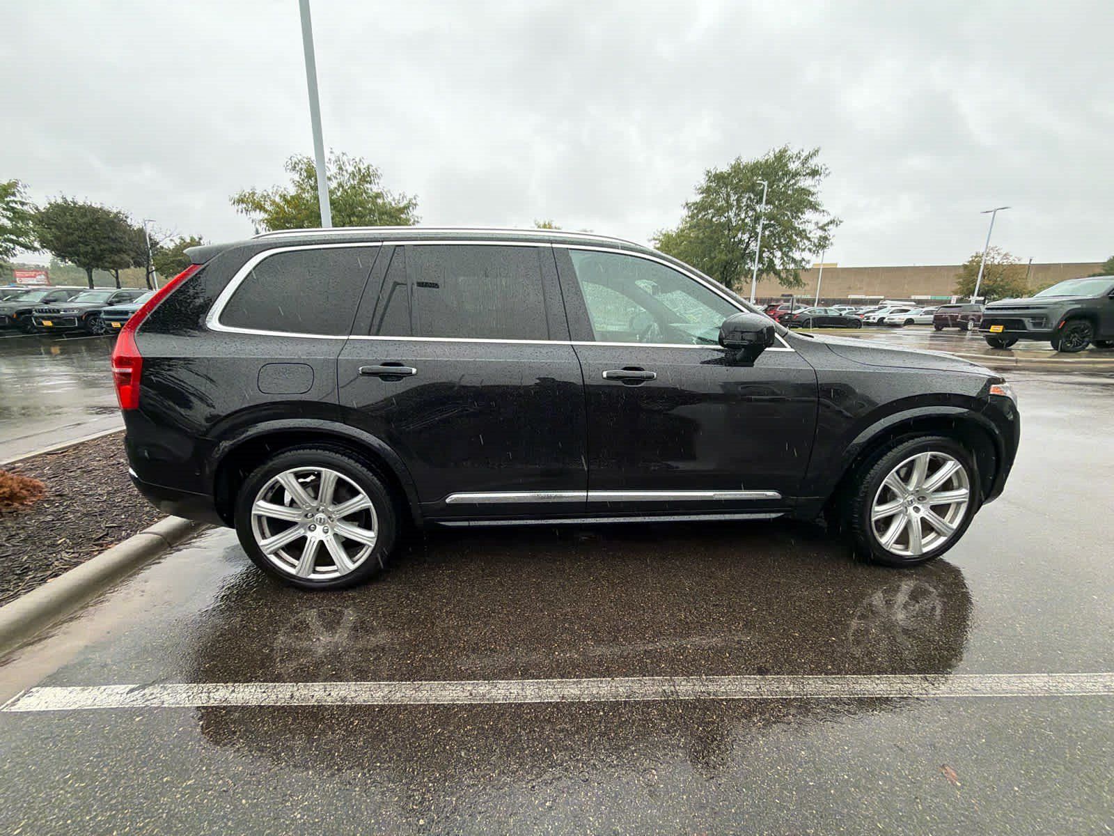 Used 2018 Volvo XC90 T6 Inscription w/ Convenience Package AWD/4WD image 3