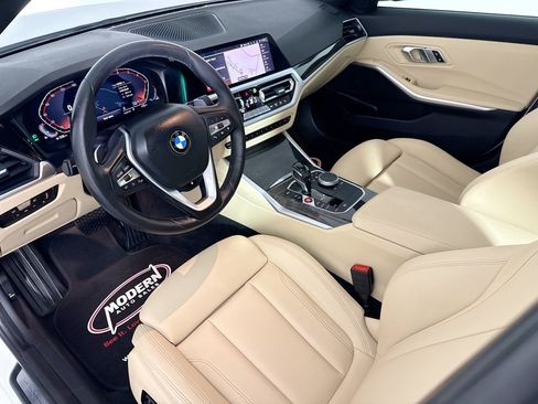 Used 2020 BMW 330i xDrive Sedan w/ Convenience Package AWD/4WD image 19
