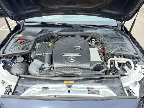 Used 2015 Mercedes-Benz C 300 4MATIC Sedan w/ Driver Assistance Package image 10