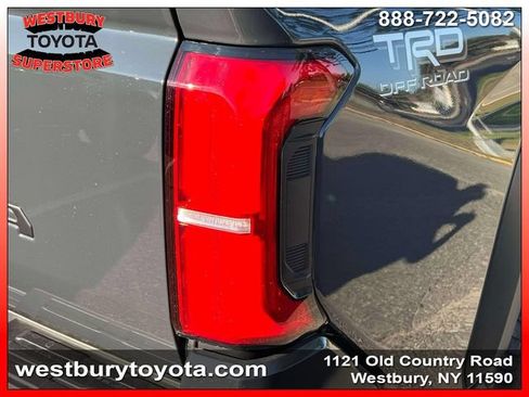 Certified 2026 Toyota Tacoma TRD Off-Road AWD/4WD image 12