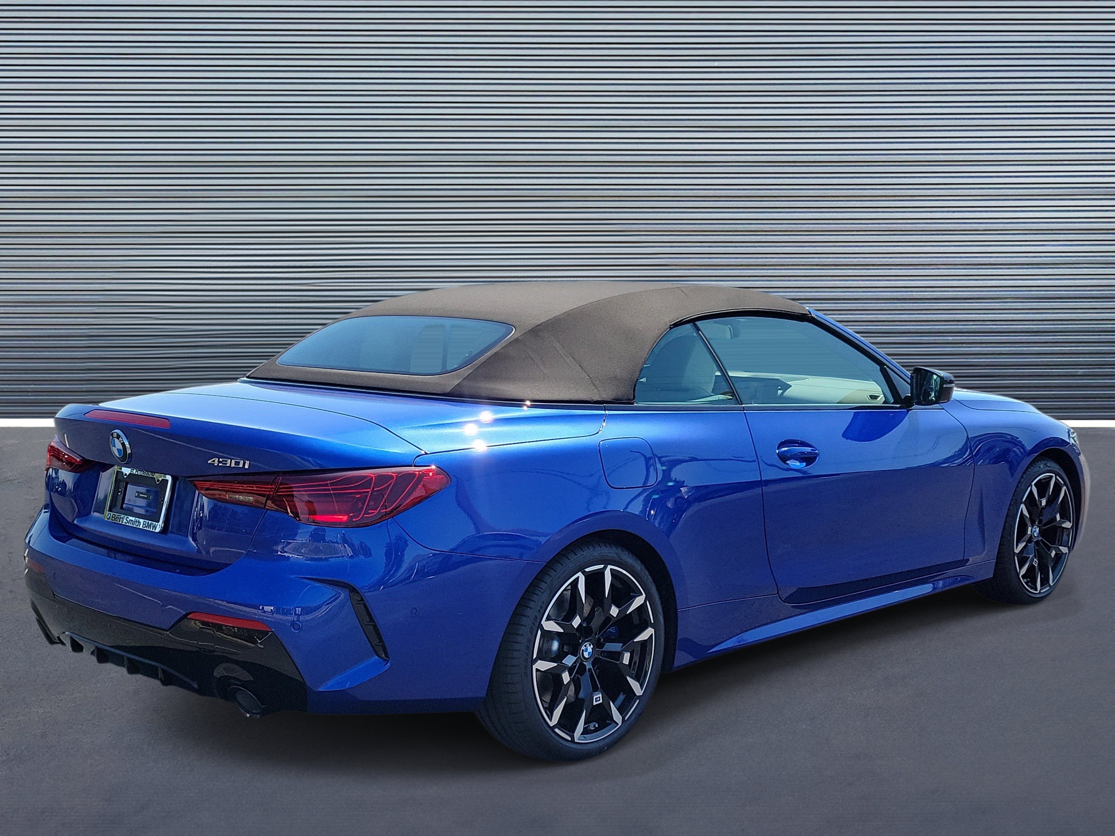 New 2027 BMW 430i Convertible w/ M Sport Package RWD image 3