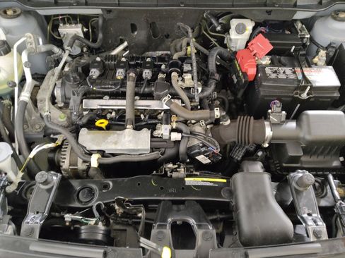 Used 2023 Nissan Kicks SR w/ SR Premium Package FWD image 30