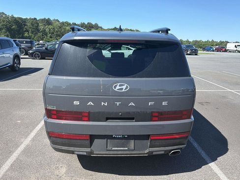 Used 2026 Hyundai Santa Fe SEL FWD image 3