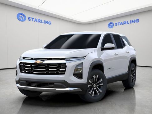 Used 2026 Chevrolet Equinox LT FWD image 8