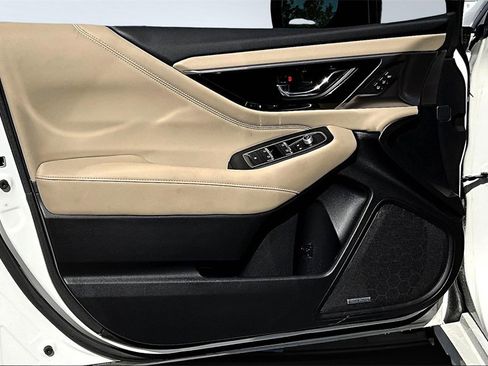 Used 2023 Subaru Legacy Limited image 23