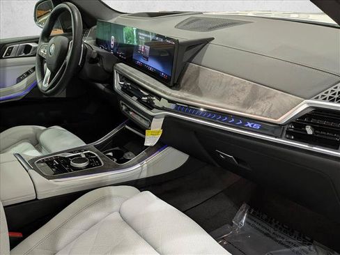 Certified 2026 BMW X5 xDrive40i w/ Climate Comfort Package AWD/4WD image 23