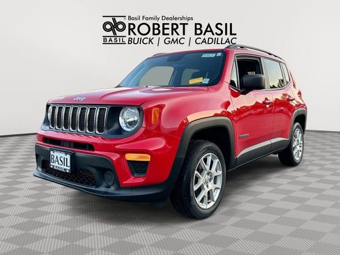 Used 2019 Jeep Renegade Sport w/ Sport Appearance Group AWD/4WD image 1