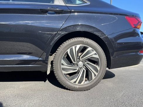 Used 2019 Volkswagen Jetta SEL Premium image 6
