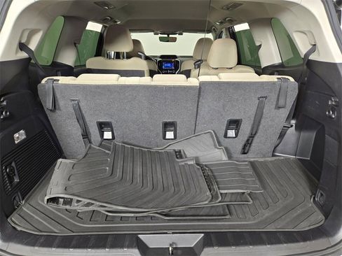 Certified 2021 Subaru Ascent Premium w/ Convenience Package image 19