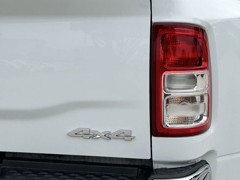 Used 2024 RAM 3500 Tradesman w/ Chrome Appearance Group AWD/4WD image 7