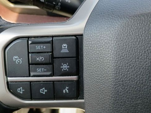 Used 2024 Ford Expedition Limited AWD/4WD image 23
