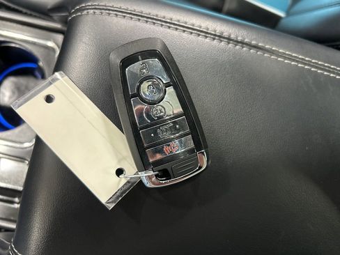 Certified 2022 Lincoln Corsair AWD w/ Premium Package image 22