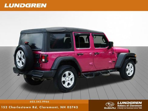 Used 2022 Jeep Wrangler Unlimited Sport AWD/4WD image 3