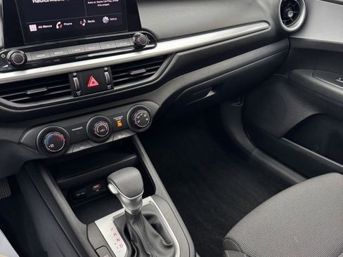 Used 2024 Kia Forte LXS image 21