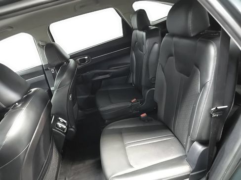 Used 2021 Kia Sorento EX AWD/4WD image 31