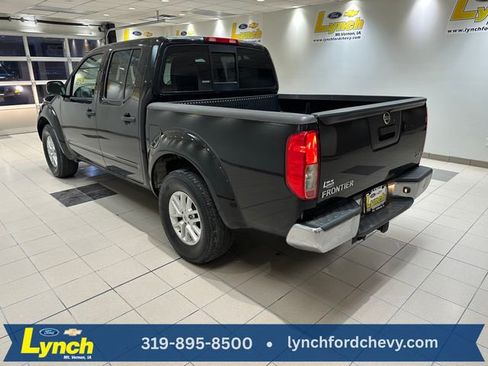 Used 2014 Nissan Frontier SV image 13