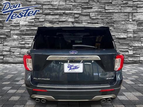 Certified 2022 Ford Explorer Platinum w/ Equipment Group 601A image 4