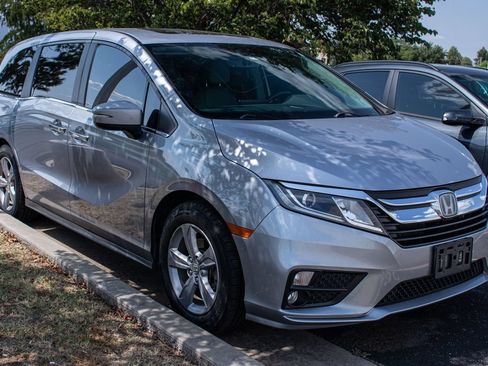 Used 2019 Honda Odyssey EX-L image 3