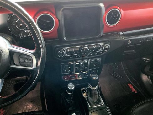 Used 2020 Jeep Wrangler Unlimited Rubicon AWD/4WD image 9
