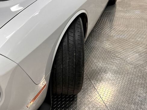 Used 2019 Dodge Challenger R/T Scat Pack w/ Plus Package RWD image 37