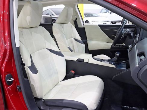 Used 2022 Lexus ES 350 Ultra Luxury image 27