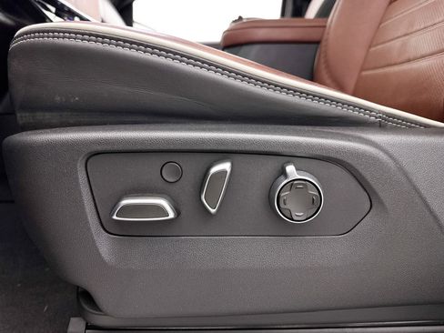 Used 2025 GMC Sierra 1500 Denali Ultimate image 27