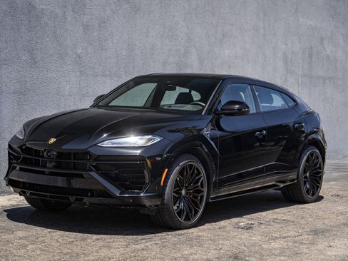 Used 2025 Lamborghini Urus SE AWD/4WD image 1