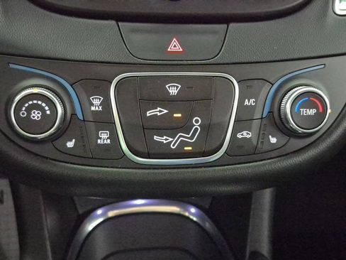 Used 2017 Chevrolet Malibu LT w/ Leather Package image 18