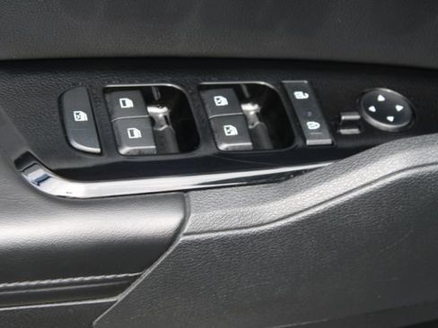 Used 2024 Kia Sportage SX FWD image 11