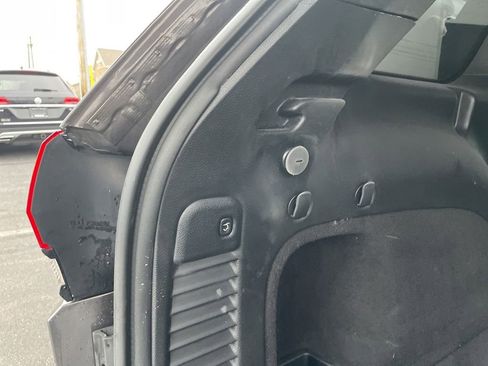 Used 2021 Jeep Grand Cherokee Laredo X image 31