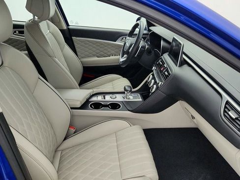 Used 2019 Genesis G70 2.0T Advanced w/ Prestige Package image 25