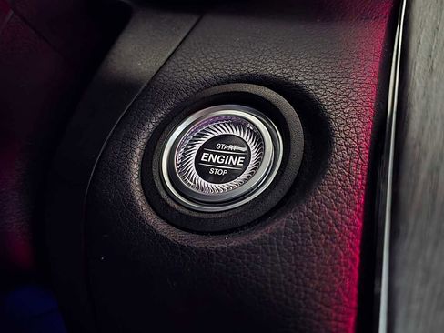 Certified 2020 Mercedes-Benz GLC 300 4MATIC image 38