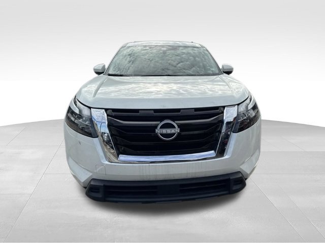 Used 2024 Nissan Pathfinder SV FWD image 27