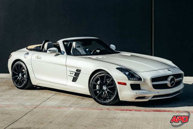 Used 2012 Mercedes-Benz SLS AMG Roadster image 42